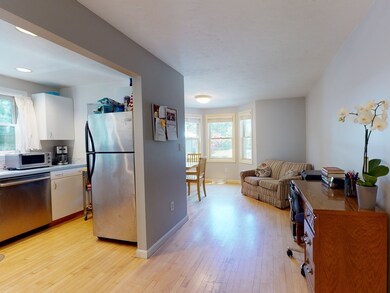 49 Stimson St, West Roxbury, MA 02132 - photo 4