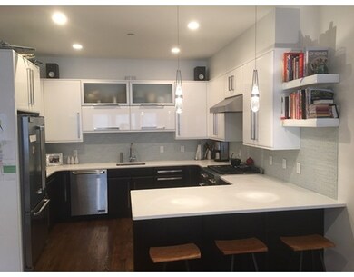 1471 Beacon St unit 8, Brookline, MA 02446 - photo 3