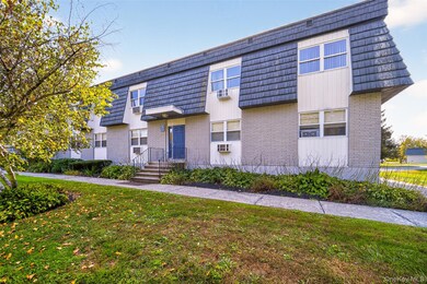 4 White Gate Rd unit K, Wappingers Falls, NY 12590 - photo 3