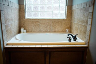 19416 Stone Cress Ct, Edmond, OK 73012 - photo 6