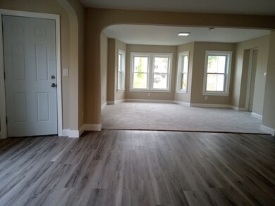 414 E River St, Orange, MA 01364 - photo 4