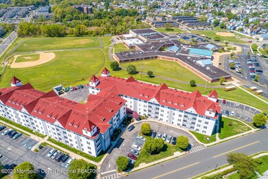 100 John T OLeary Blvd South-large-004-0