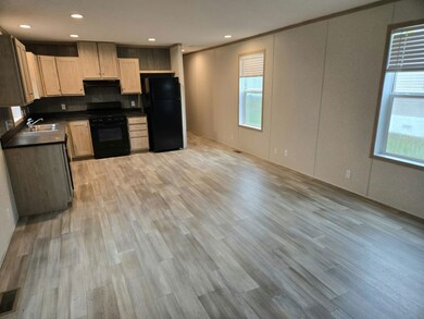 3900 Clark Ln unit 158, Columbia, MO 65202 - photo 3