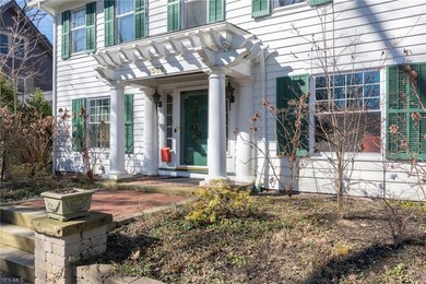 1562 Compton Rd, Cleveland, OH 44118 - photo 2