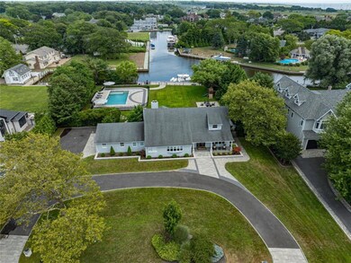 82 the Helm, East Islip, NY 11730 - photo 3