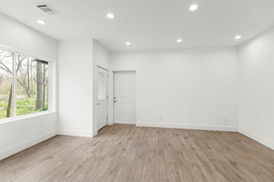 2202 Wavell St, Houston, TX 77088 - photo 4