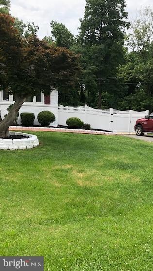 1709 Lee Rd, Fort Washington, MD 20744 - photo 2