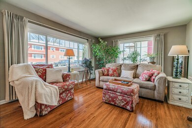 1031LakeSt_0003