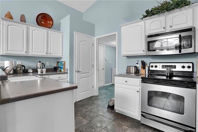 11725 Whisperwood Way, Fishers, IN 46037 - photo 6