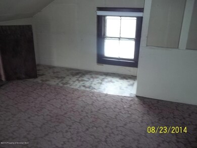 137 Lauderburn Ave, Weatherly, PA 18255 - photo 6