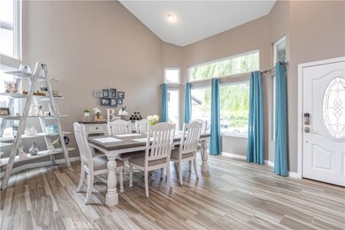 28412 Fig Ct, Santa Clarita, CA 91390 - photo 5