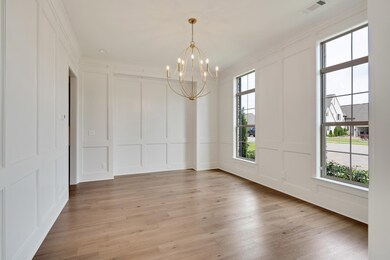 10767 Magnolia Park Cir S, Collierville, TN 38017 - photo 4