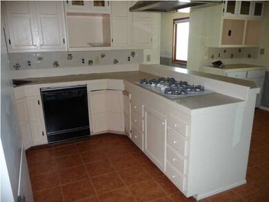 Efficient kitchen with lots of room