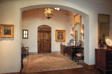 2_Elegant Entry Foyer