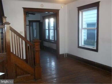641 Chambers St, Trenton, NJ 08611 - photo 4