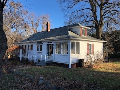 342 Pelham St, Methuen, MA 01844 - photo 4