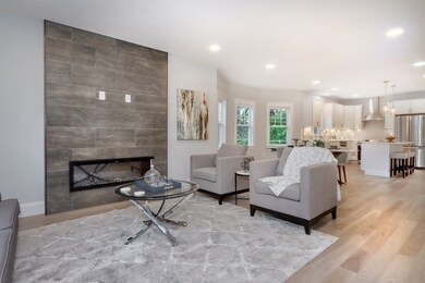 35 Cliff St unit 35, Arlington, MA 02476 - photo 2