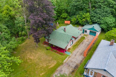 109 Silverbrook Ave, Niles, MI 49120 - photo 2