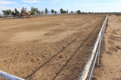 4620 N Perryville Rd unit 6X - Part, Litchfield Park, AZ 85340 - photo 2