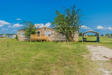 5920 Black Springs Ln, Joshua, TX 76058 - photo 6