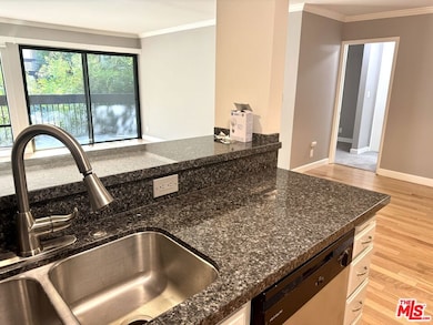 The Courtyards unit 143, West Hollywood, CA 90069 - photo 7