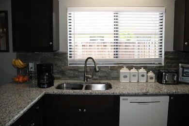 4407 Woodstock Dr unit A, West Palm Beach, FL 33409 - photo 7