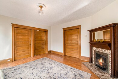 010__ndp6591_600