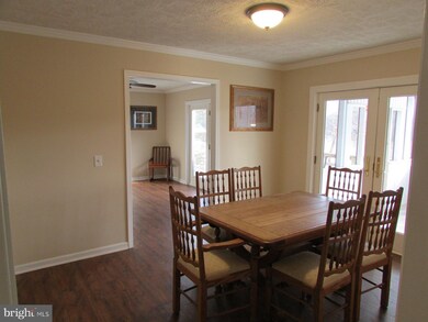 8204 S Page Valley Rd, Luray, VA 22835 - photo 7