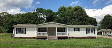 441 Charles St, Statesville, NC 28677 - photo 2