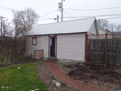 Single detached garage