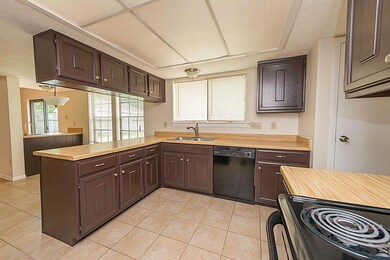 8303 Clover Gardens Dr, Houston, TX 77095 - photo 7