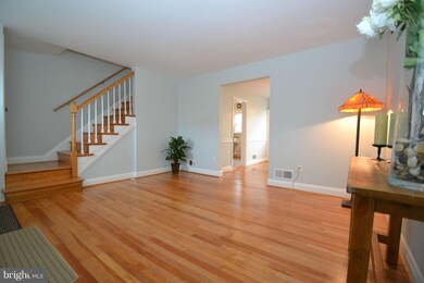 1863 Yakona Rd, Parkville, MD 21234 - photo 3