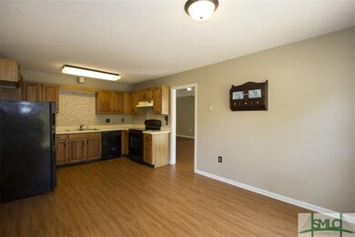 Dining Area/Kitchen