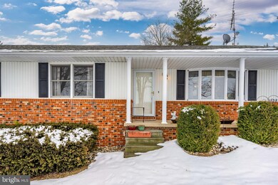 12821 Bunker Hill Rd, Union Bridge, MD 21791 - photo 3