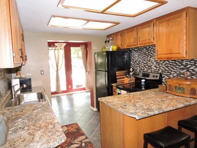 477 Lakeview Dr, Manchester, TN 37355 - photo 7