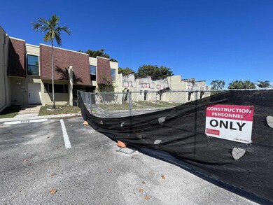 8921 Palm Tree Ln unit 8921, Pembroke Pines, FL 33024 - photo 7