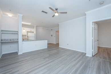 60FenwickHallAlleeUnit312_010