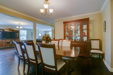 808 S Brittain St, Shelbyville, TN 37160 - photo 7