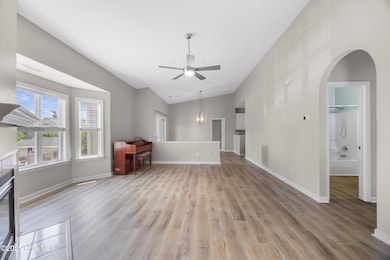 211 Fullford Ln
