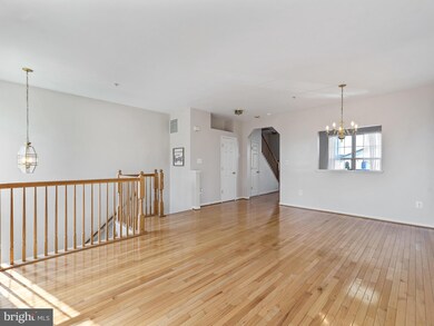 7132 Ladd Cir, Frederick, MD 21703 - photo 6