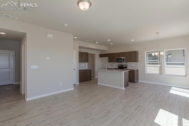 Photos are from a previous model. Options may vary