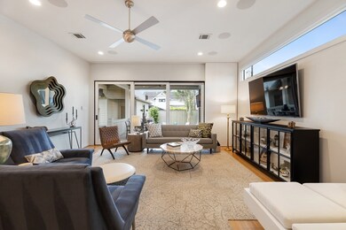 734 E 7th St, Houston, TX 77007 - photo 7