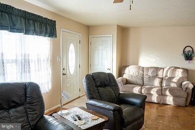 131 Broadway Ct, Linden, VA 22642 - photo 2