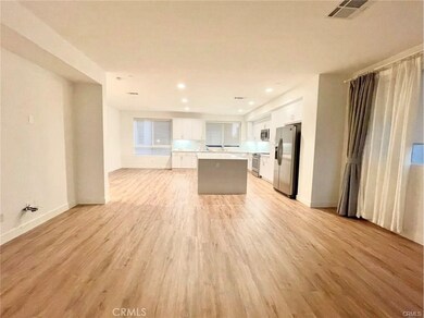 13143 W Lumina Way, Los Angeles, CA 91401 - photo 4