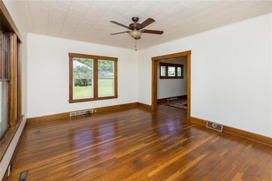 127 Blair St, Kellogg, IA 50135 - photo 5