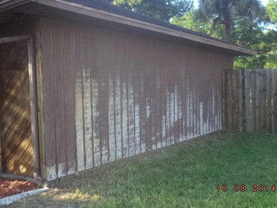 4260 right side wood damage
