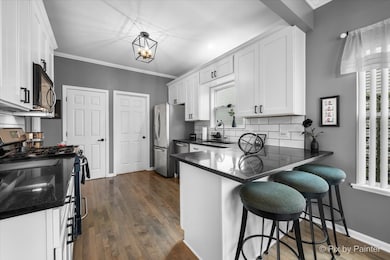 unlisted-address, Lake In the Hills, IL 60156 - photo 6