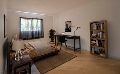 3030 E. Clarendon Avenue #6