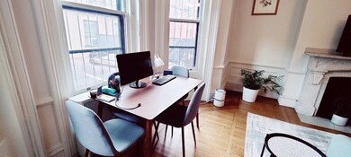 387 Beacon St unit 2, Boston, MA 02116 - photo 6