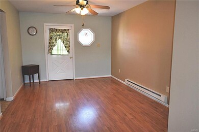 535 Colonial Dr, East Greenville, PA 18041 - photo 5